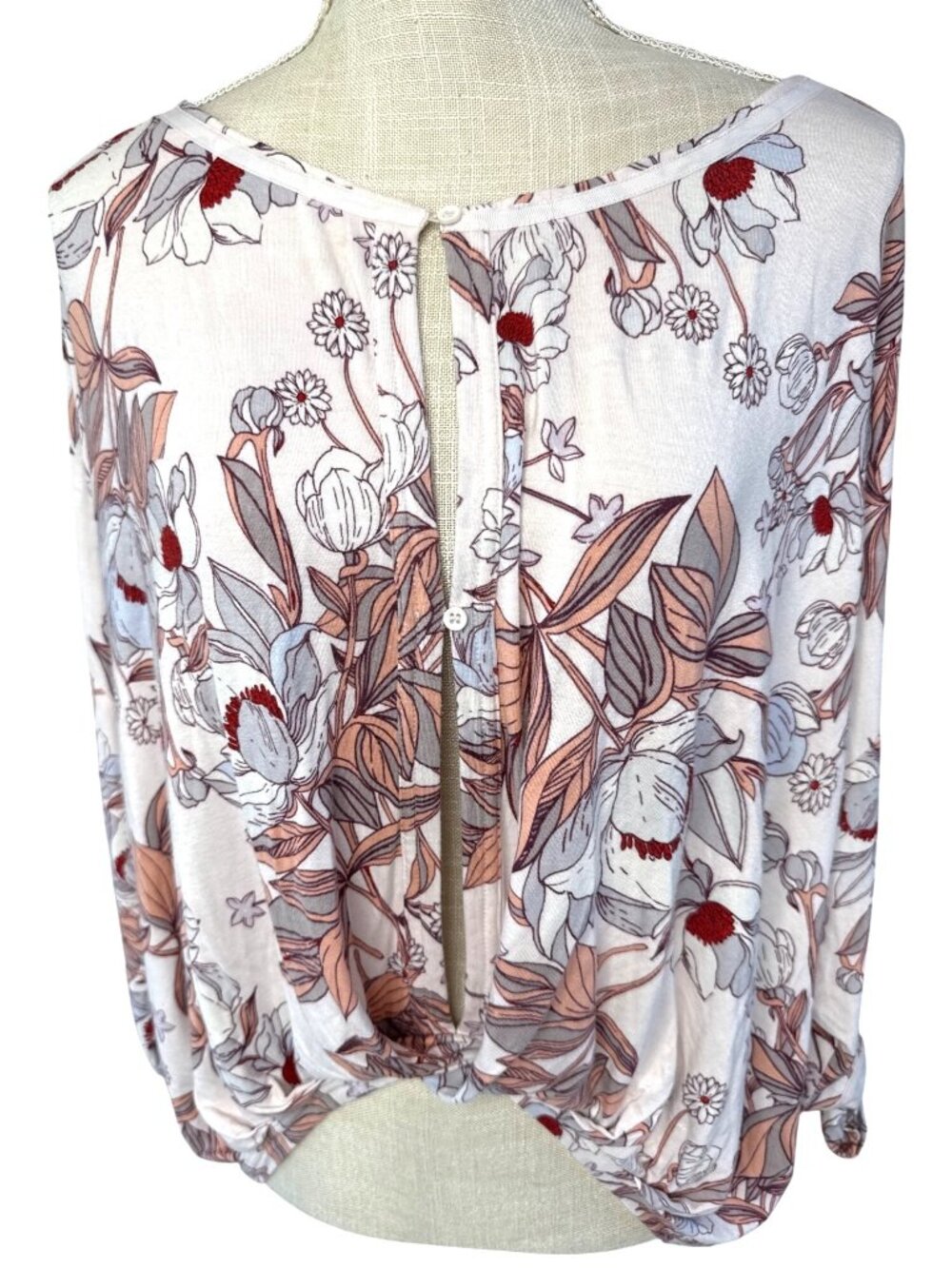 Free People Floral Print Knit Top With Button Back & Cinched Sleeves M